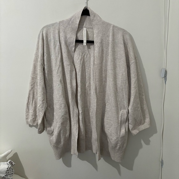 The Group by Babaton Flowy Open Cardigan - Picture 2 of 10